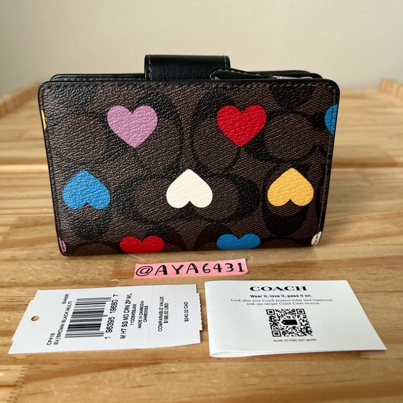 Coach Wallet🎈🎈 - Picture 2 of 9